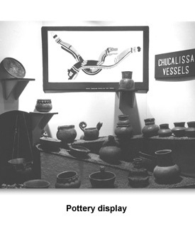 Effigy Pottery 02 Potter Display
