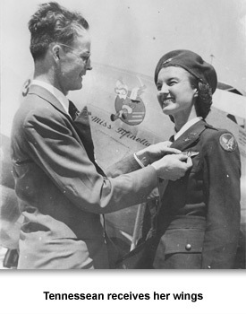 WWII Women at War 02 TN receives wiongs