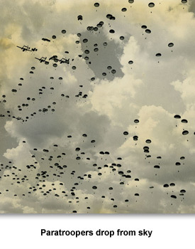 WWII Military in TN 04 Paratroopers Dropping