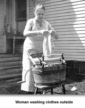 How People Lived 05 Washwoman